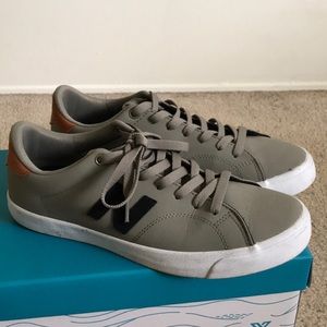 SALE 50% OFF NEW BALANCE MEN'S SNEAKER